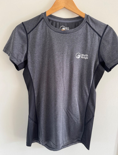 North ridge dark grey base